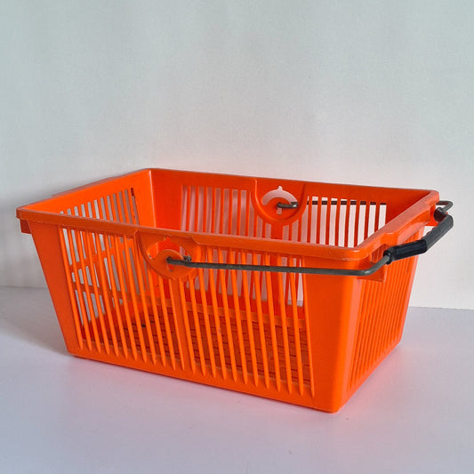 Panier en plastique orange vintage