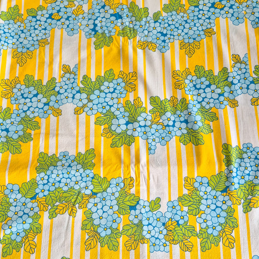Grand drap plat Décor floral Vintage