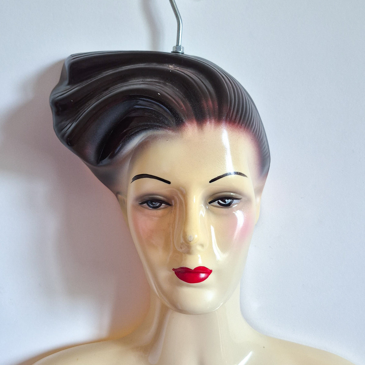 Mannequin en plastique moulé vintage