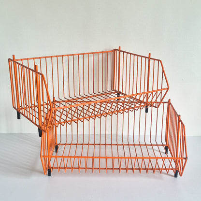 Lot de deux casiers orange vintage