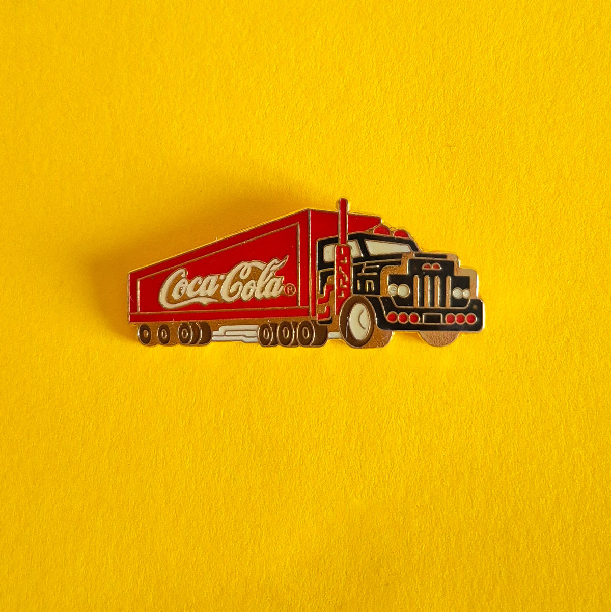 Pin's publicitaire vintage- au choix