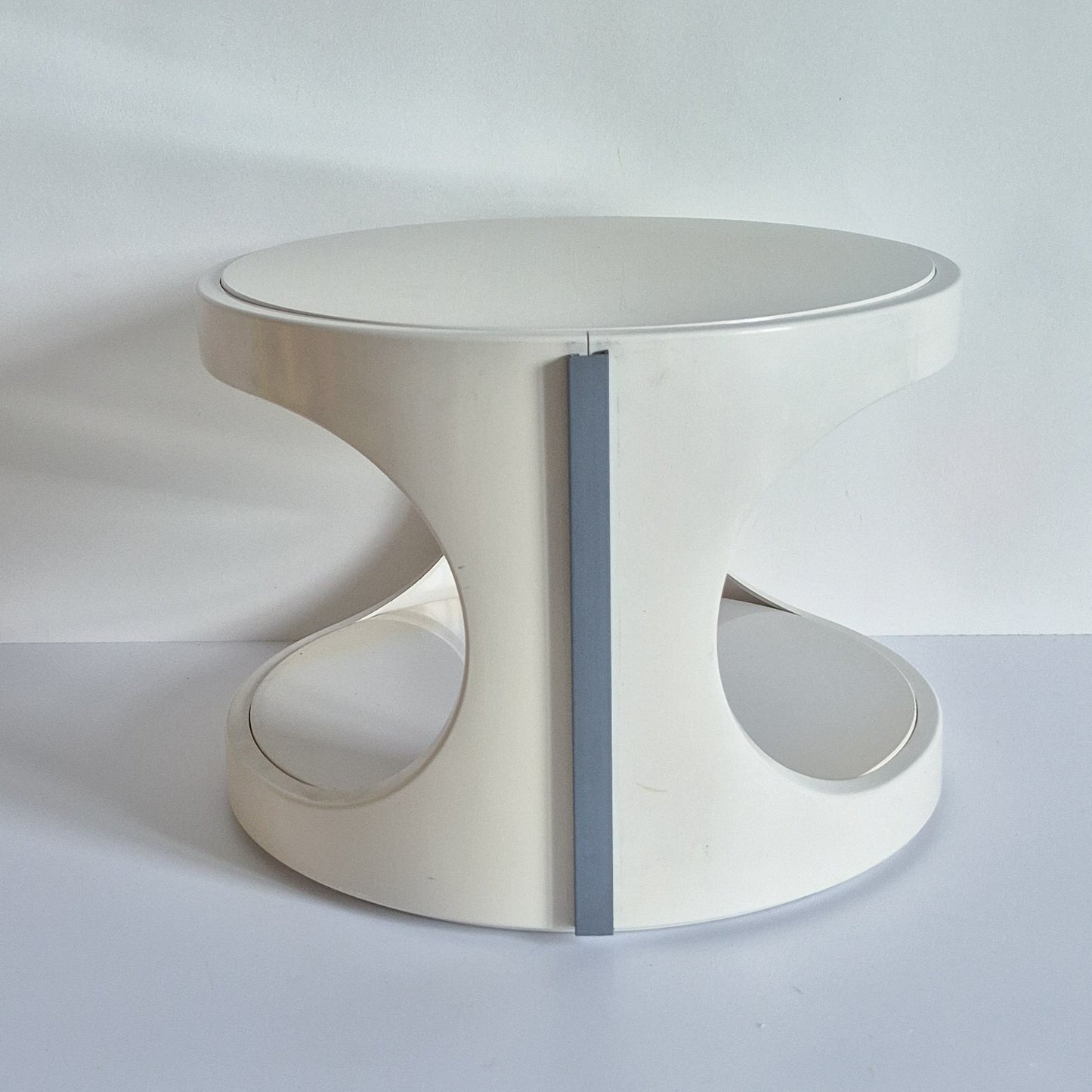 Chevet plastique blanc Prisunic 70s
