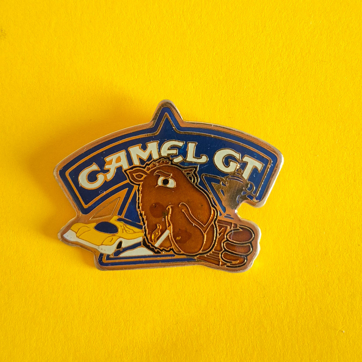 Pin's publicitaire vintage- au choix
