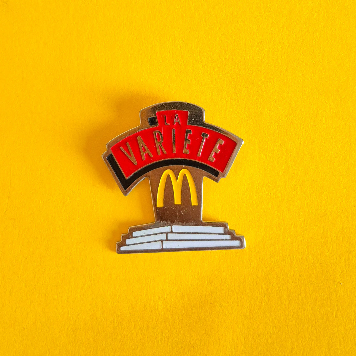 Pin's publicitaire vintage- au choix