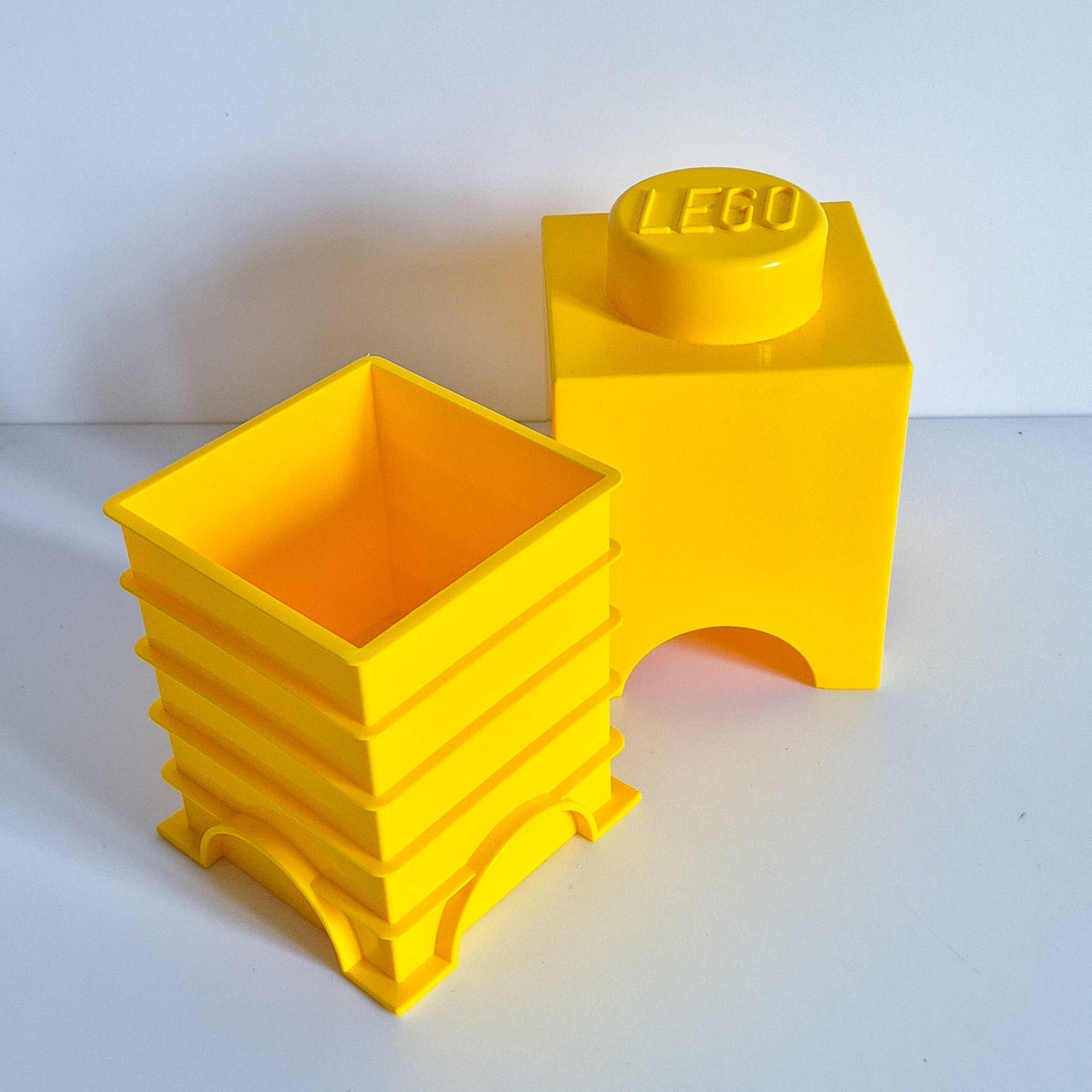 Boite de rangement Lego jaune