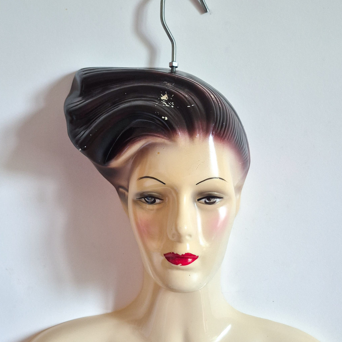 Mannequin en plastique moulé vintage