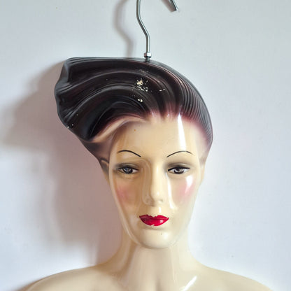 Mannequin en plastique moulé vintage