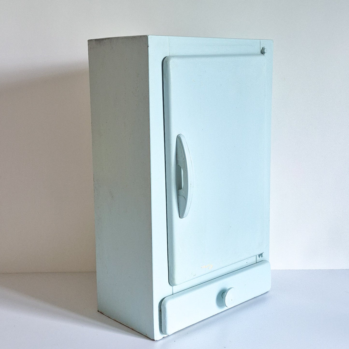 Armoire métal bleue vintage