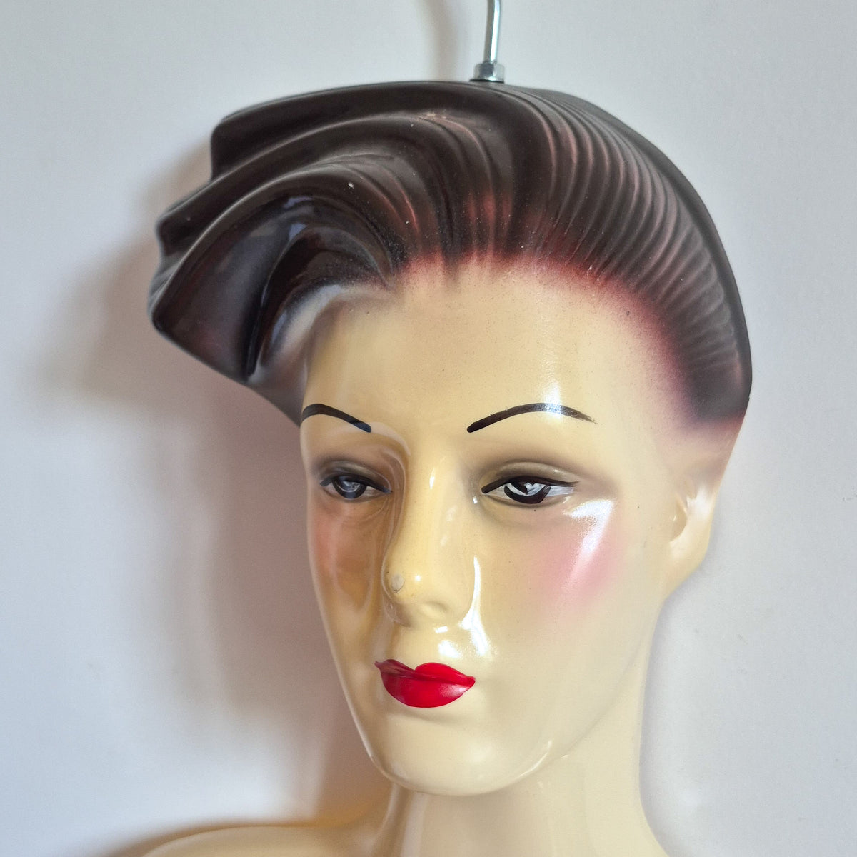 Mannequin en plastique moulé vintage