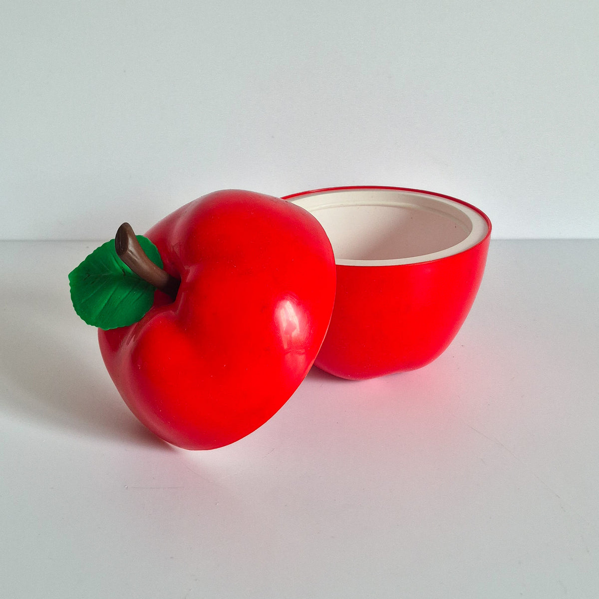 Pomme à glaçons rouge vintage