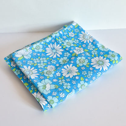 Grand drap plat fleurs bleues vintage