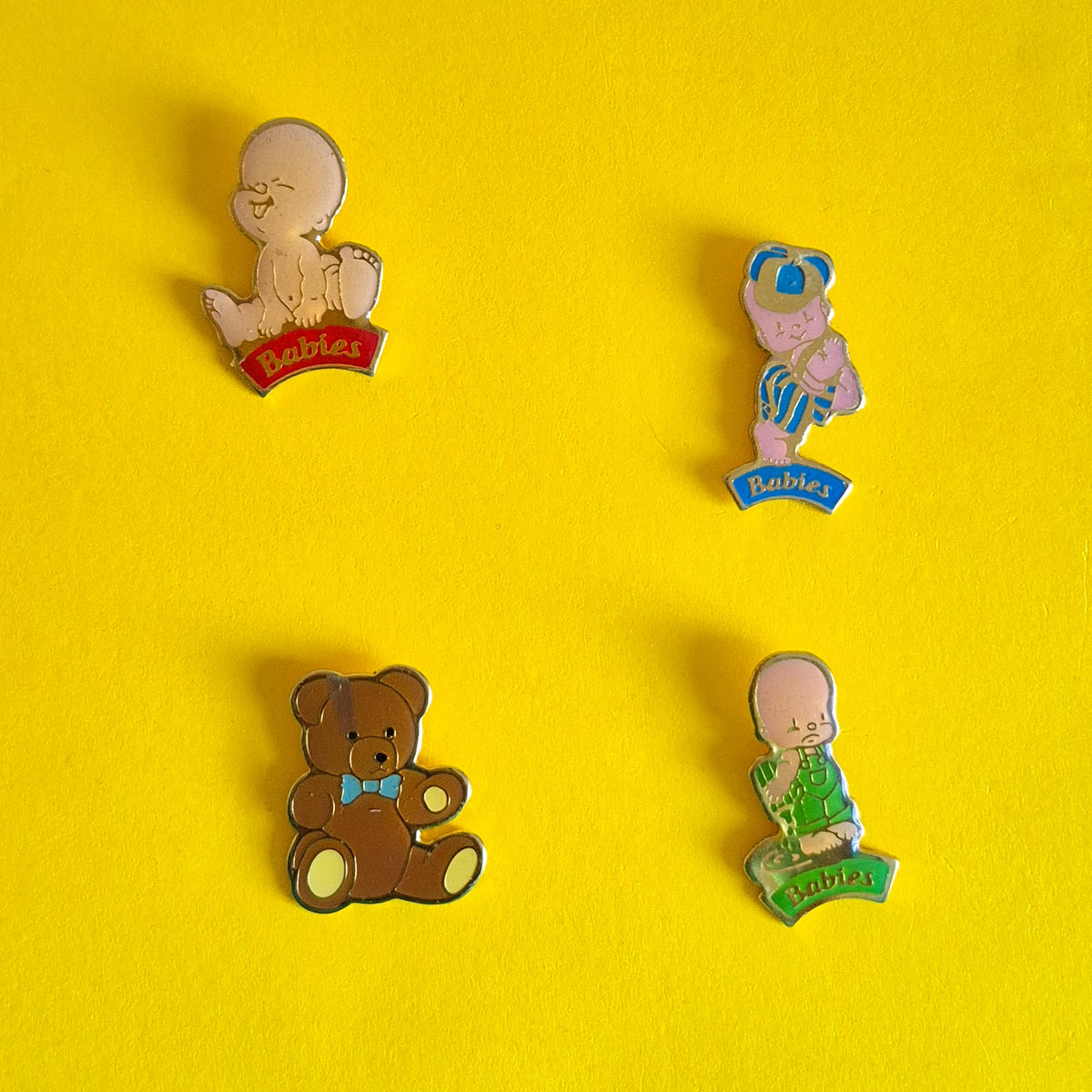 Pin's vintage - A l'unité